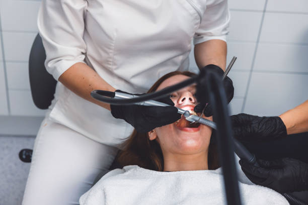 Best Weekend Emergency Dentist in Noank, CT